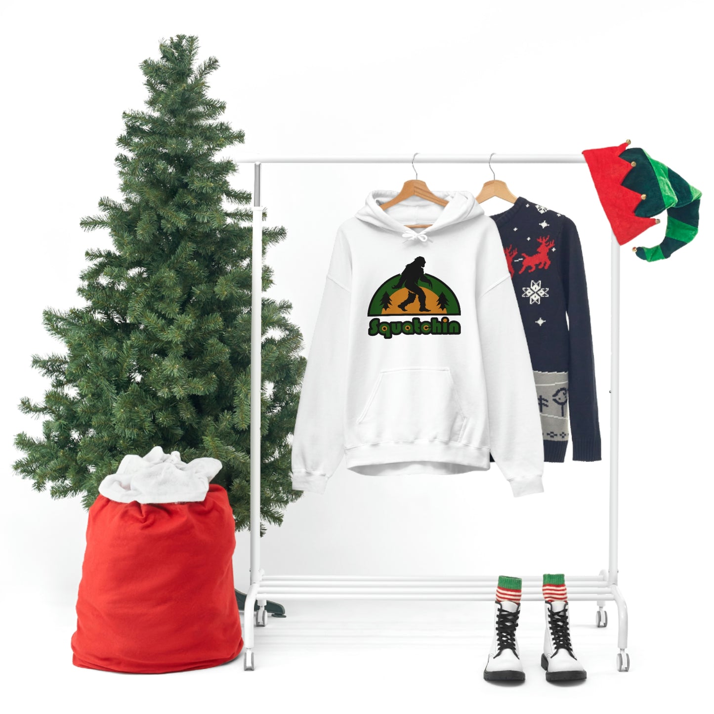 Squatchin Unisex Heavy Blend™ Hooded Sweatshirt