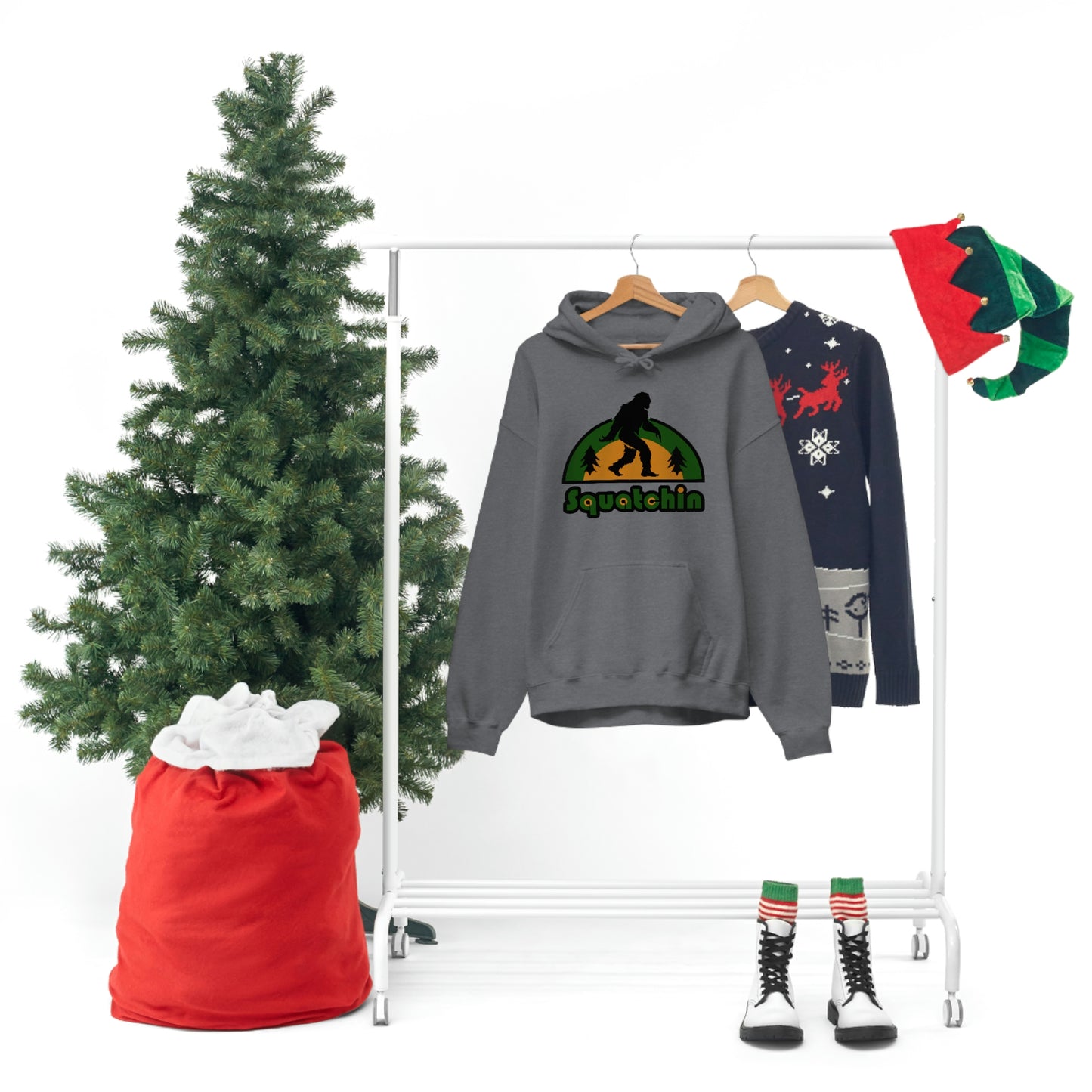 Squatchin Unisex Heavy Blend™ Hooded Sweatshirt